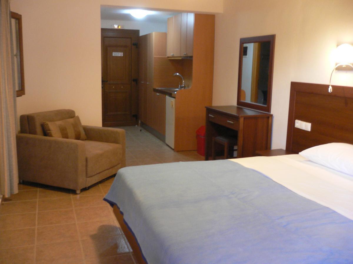 Megalos Mourtias Apartman Alónnisos Kültér fotó